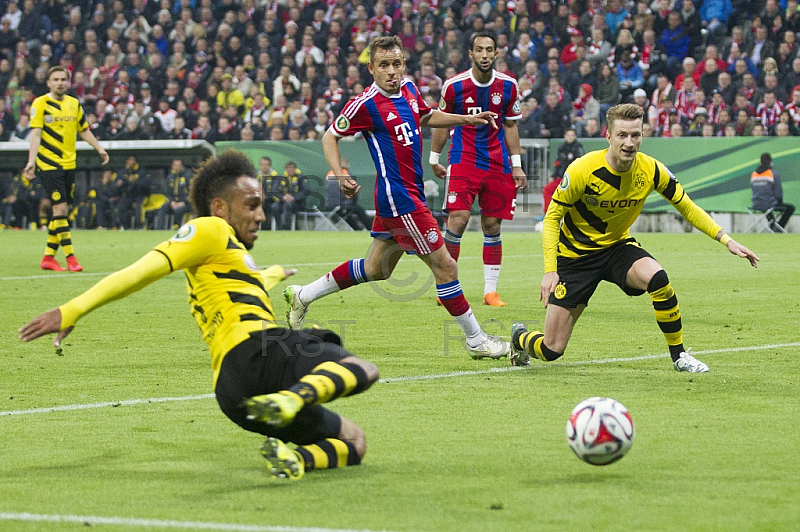 GER, DFB Pokal Halbfinale,  FC Bayern Muenchen vs. Borussia Dortmund