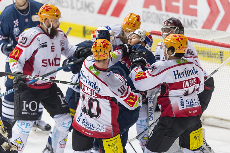 GER, DEL Play Off, EHC Red Bull Muenchen vs. Fischtown Pinguins Bremerhaven