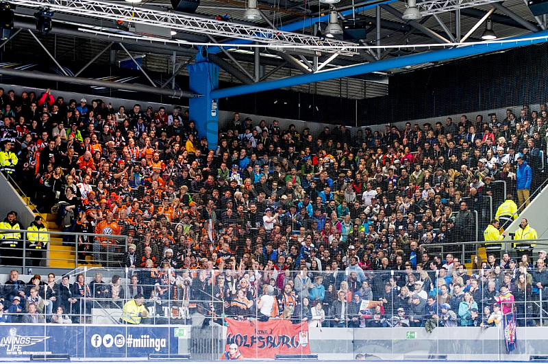 GER, DEL Playoff Finale Spiel 5, EHC Red Bull Muenchen vs. Grizzlys Wolfsburg