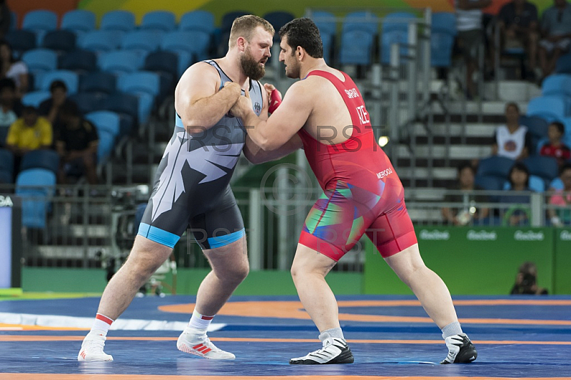 BRA, Olympia 2016 Rio, Kampfsport, Ringen 130kg , Bronze Medallien Kampf zwischen SHARIATI Sabah (AZE)  vs. POPP Eduard (GER) 