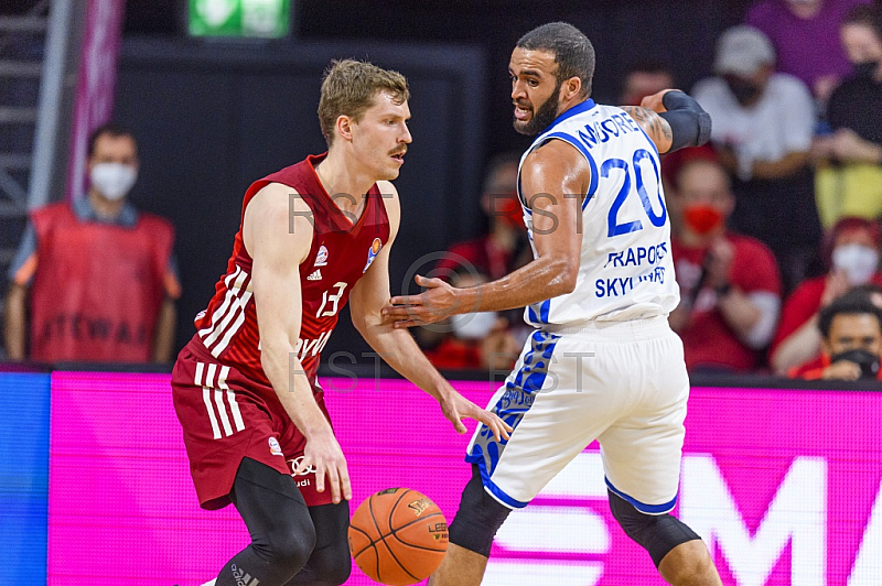 GER, easy credit BBl, FC Bayern Muenchen Basketball vs. Fraport Skyliners