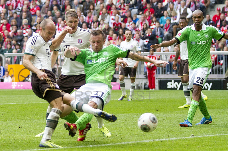 GER, 1.FBL,  FC Bayern Muenchen vs . VfL Wolfsburg