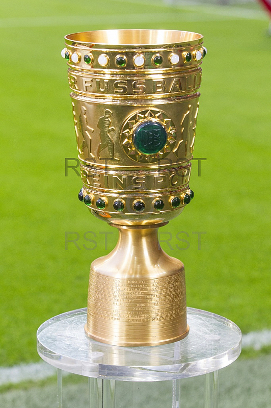 GER, DFB Pokal Halbfinale,  FC Bayern Muenchen vs. Borussia Dortmund