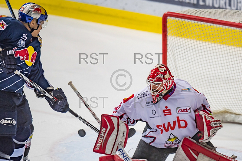 GER, DEL Playoff Viertelfinale Spiel 1, EHC Red Bull Muenchen vs. Fischtown Pinguins Bremerhaven