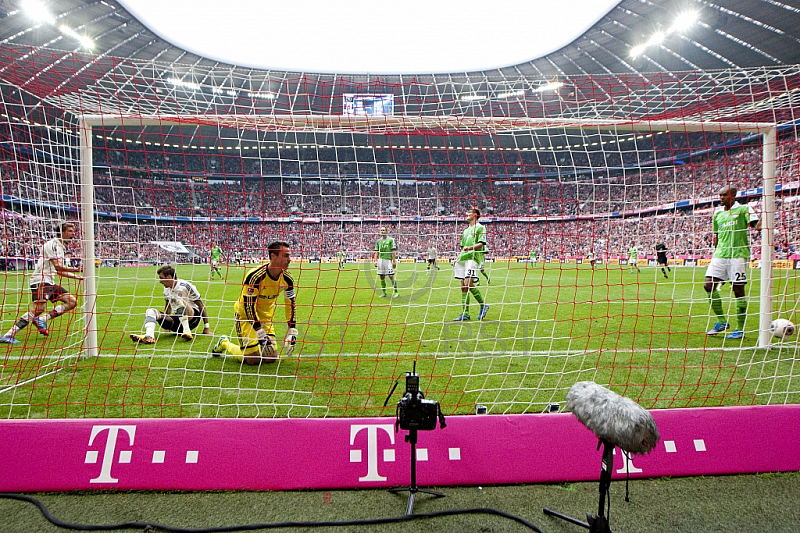 GER, 1.FBL,  FC Bayern Muenchen vs . VfL Wolfsburg