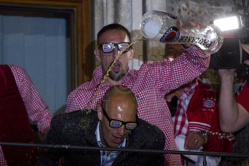 GER, 1.FBL,  Meisterfeier auf dem Muenchner Marienplatz