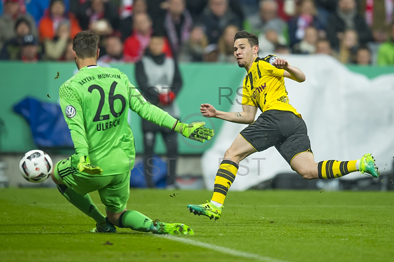 GER, DFB Pokal, Halbfinale,  FC Bayern Muenchen vs. Borussia Dortmund