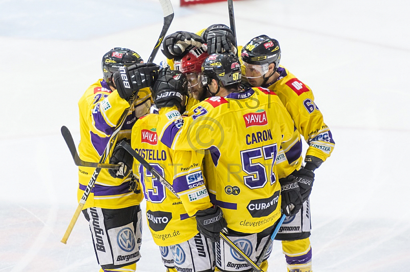 GER, DEL, EHC Red Bull Muenchen vs. Krefeld Pinguine