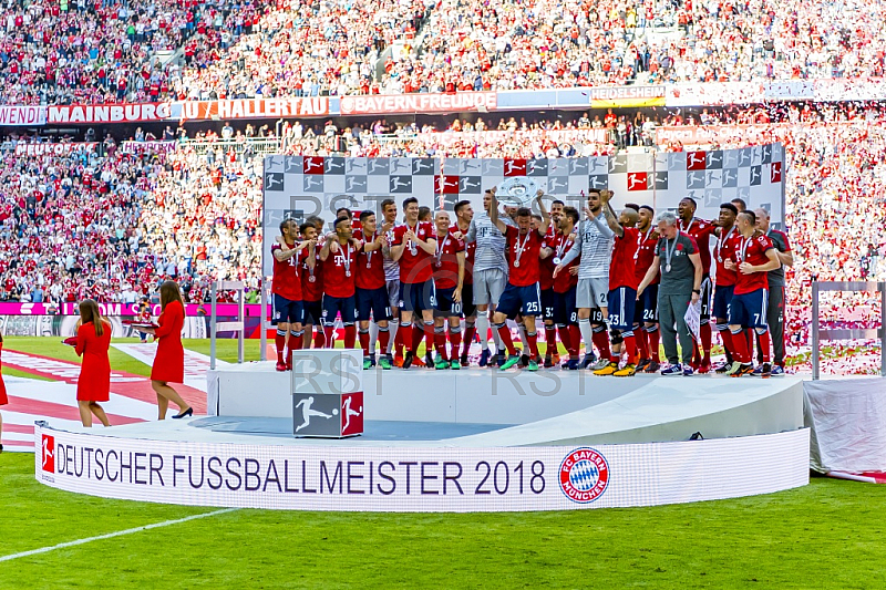 GER, 1.FBL,  FC Bayern Muenchen vs. VfB Stuttgart