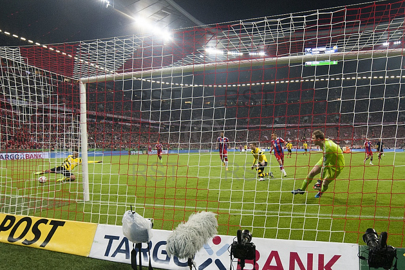 GER, DFB Pokal Halbfinale,  FC Bayern Muenchen vs. Borussia Dortmund