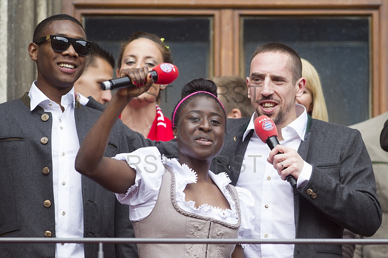 GER, Meisterfeier des FC Bayern Muenchen auf dem Muenchner Marienplatz