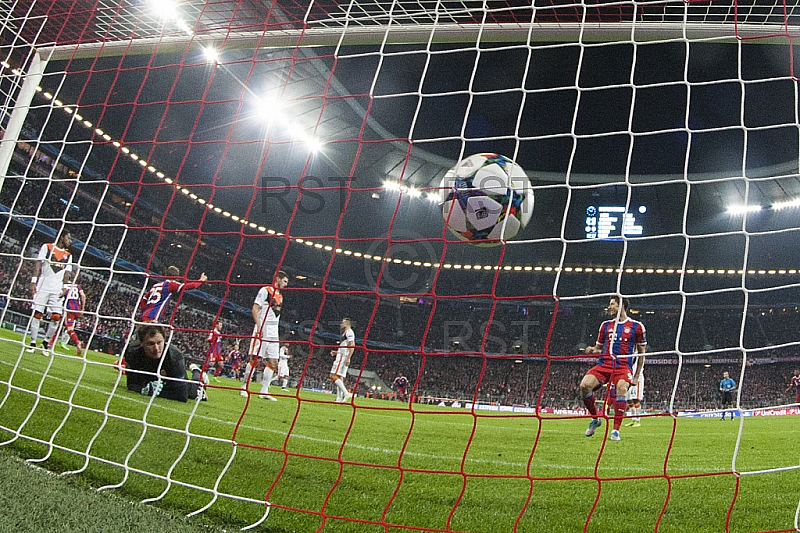 GER, UEFA CL Achtelfinale, FC Bayern Muenchen vs.  Shakhtar Donetsk