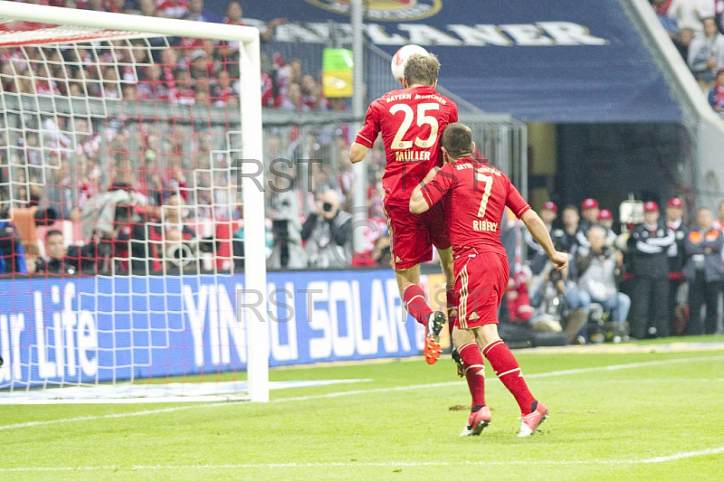 GER, 1.FBL,  FC Bayern Muenchen vs. VfB Stuttgart