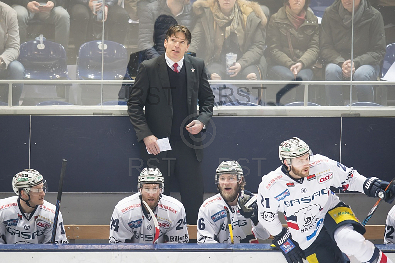 GER, DEL Playoff Halbfinale Spiel 1, EHC Red Bull Muenchen vs. Eisbaeren Berlin