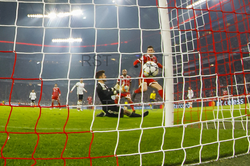 GER, UEFA CL, FC Bayern Muenchen (GER) vs Besiktas Istanbul (TUR)