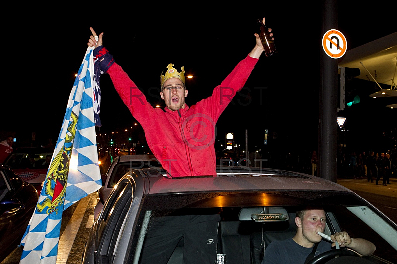 GER, Fanfeier auf der Muenchner Leopoldstasse