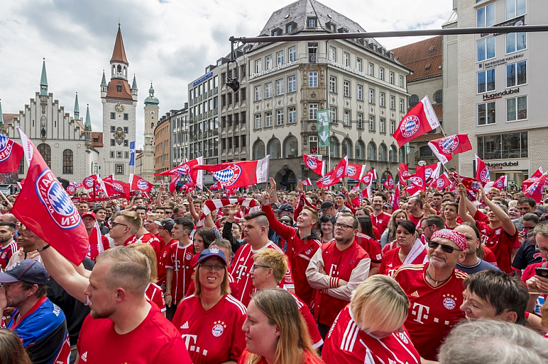 GER, 1.FBL,  FC Bayern Muenchen Mesterfeier auf dem Marienplatz