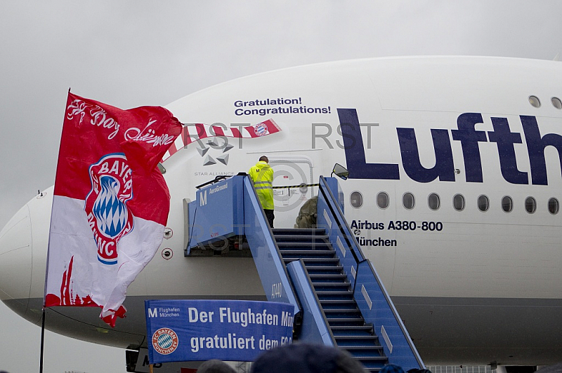 GER, Ankunft der Bayern am Muenchner Flughafen