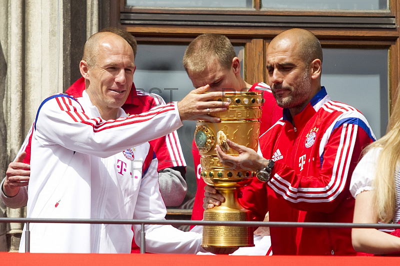 GER, 1.FBL, Meister Double Feier auf dem Marienplatz Muenchen