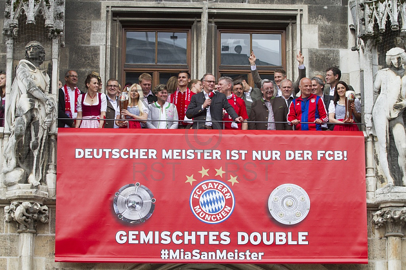 GER, Meisterfeier des FC Bayern Muenchen auf dem Muenchner Marienplatz