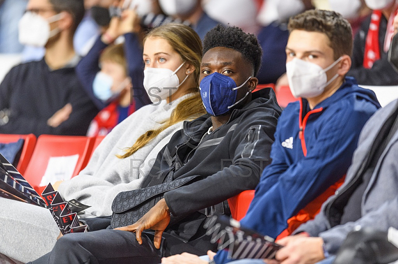 GER, easy credit BBl, FC Bayern Muenchen Basketball vs. Fraport Skyliners