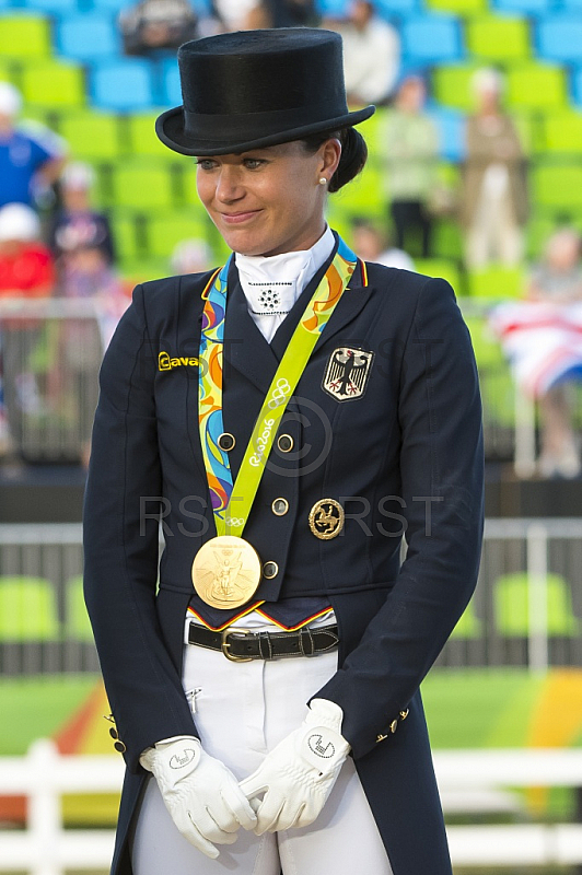 BRA, Olympia 2016 Rio, Reitsport , Dressur Mannschaft Grand Prix Spezial Siegerehrung 